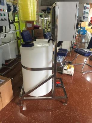 單桶兩泵加藥設備